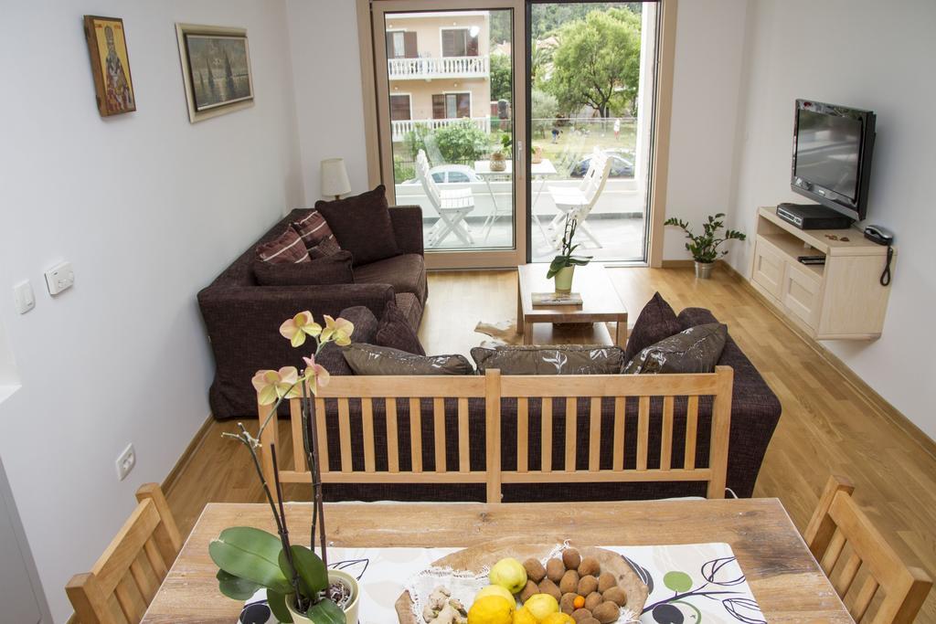 Apartments Brezanin Sutomore Buitenkant foto